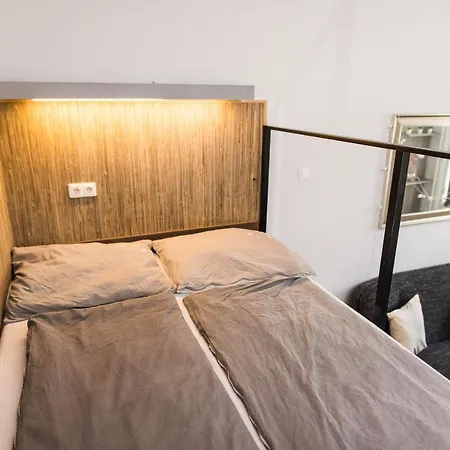 Lonyay Boutique Studio Budapest