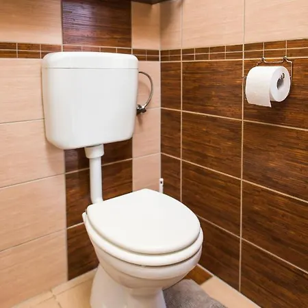 Lonyay Boutique Studio Apartment *